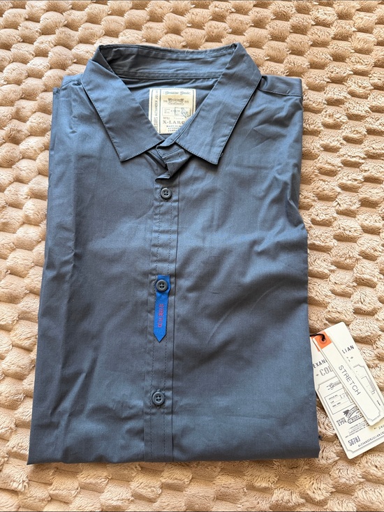 Alexander Julian Other - Alexander Julian Men's Casual Button-Down Shirt in Navy with Blue Accent